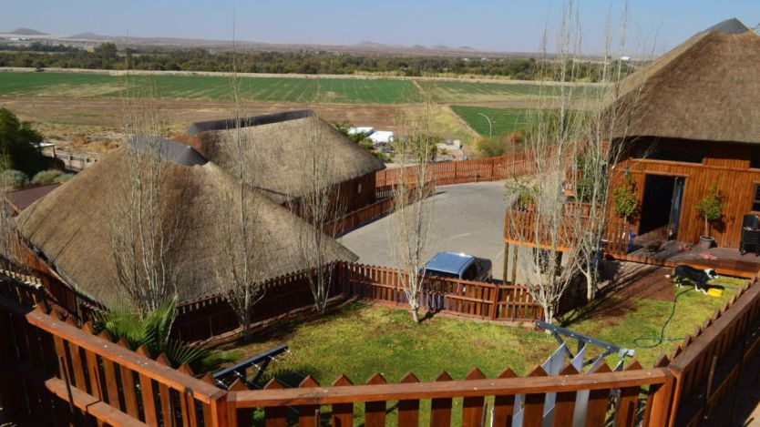guest house for sale in keidebees, upington