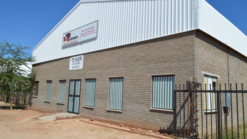 store-room for sale in upington central