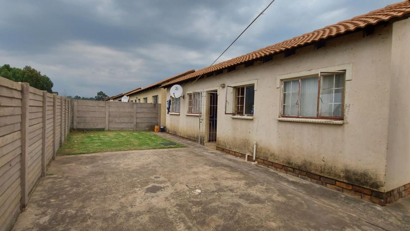 2 Bedroom house for sale in Duvha Park, Witbank