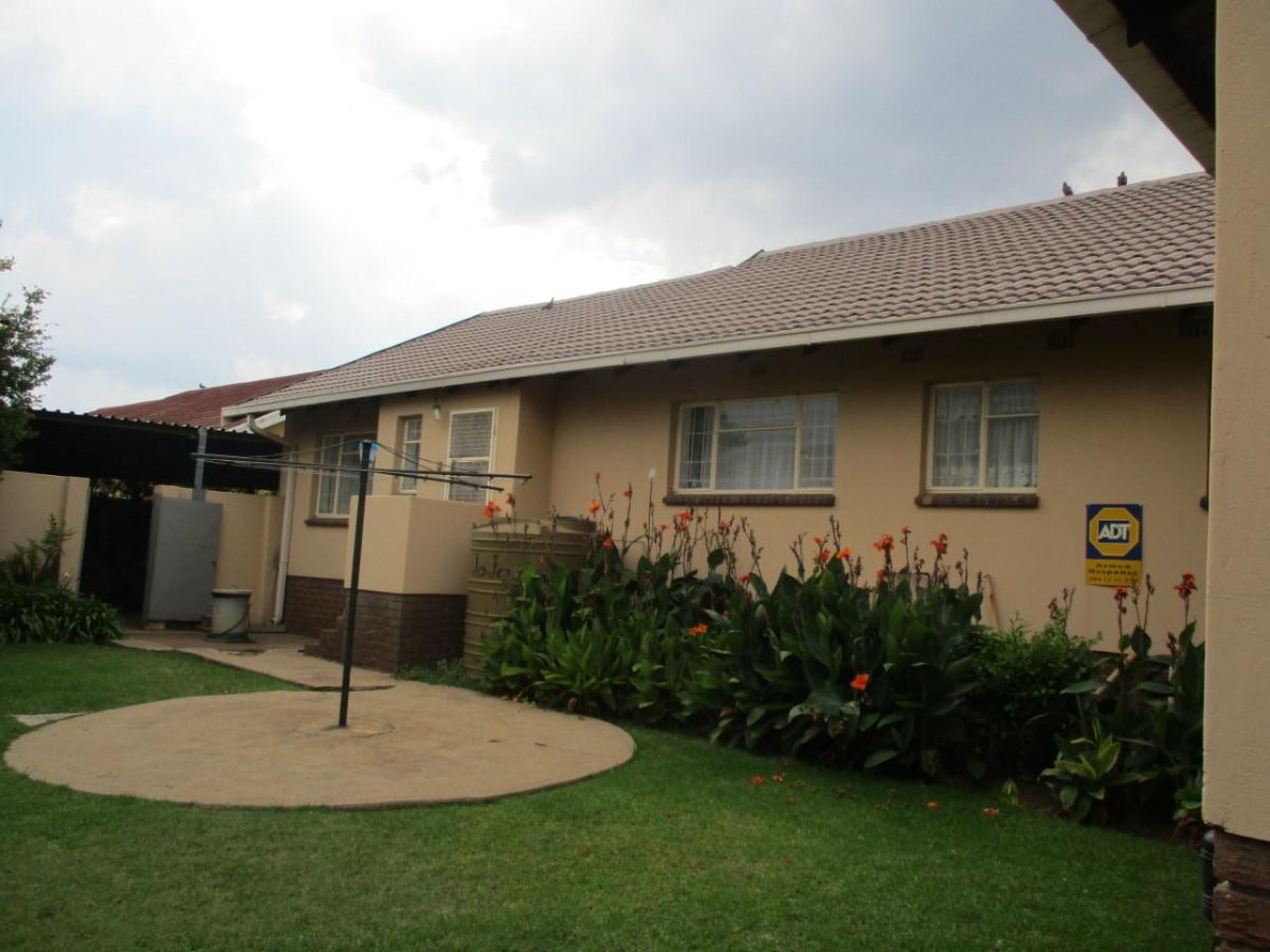 4 Bedroom house for sale in Tasbet Park Ext 1 Witbank